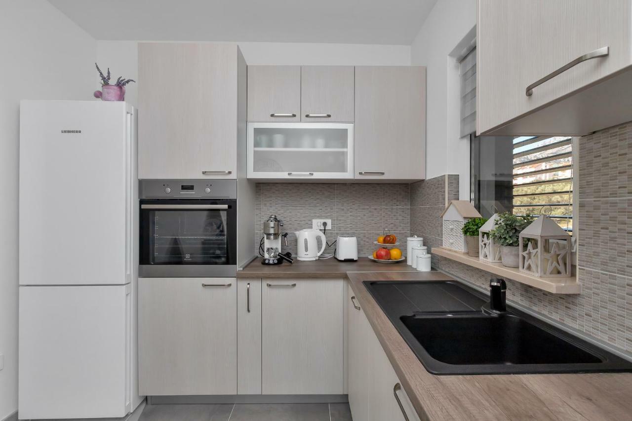 Apartment Amari Seaview Makarska Exterior photo